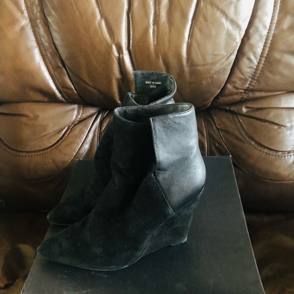 Rebecca Minkoff Black Suede Odetta Wedge Booties Women's 8.5M